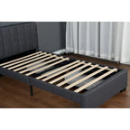 Lit double rembourré avec tiroirs de rangement et ports USB