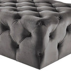 Pouffe rectangulaire capitonné sur roulettes