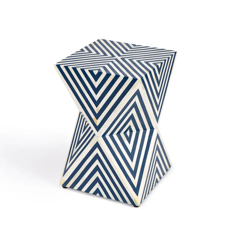 Table d'appoint en marqueterie d'os