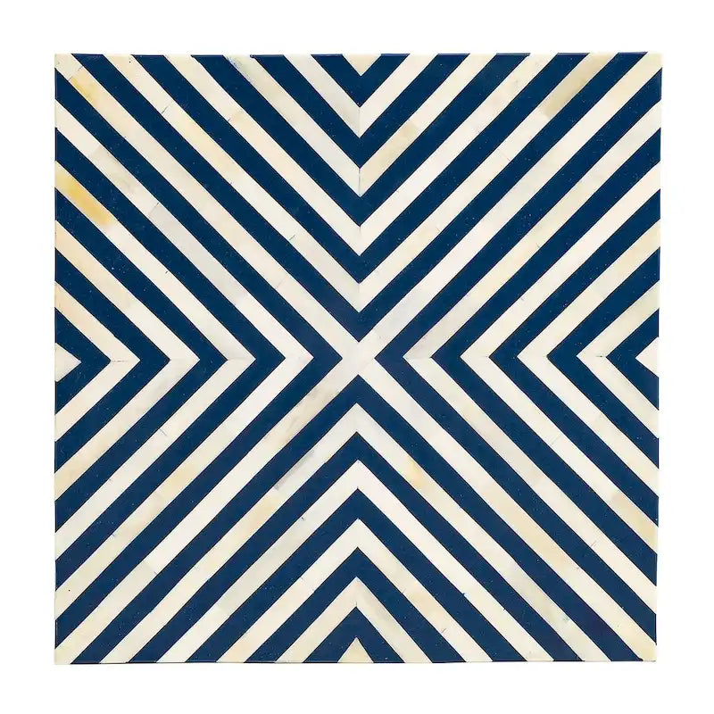 Table d'appoint en marqueterie d'os