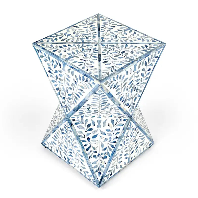 Table d'appoint en marqueterie d'os