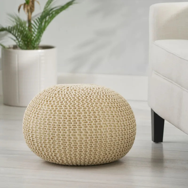 Pouf en coton tricoté