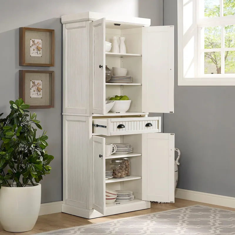 Garde-manger de cuisine blanc vieilli