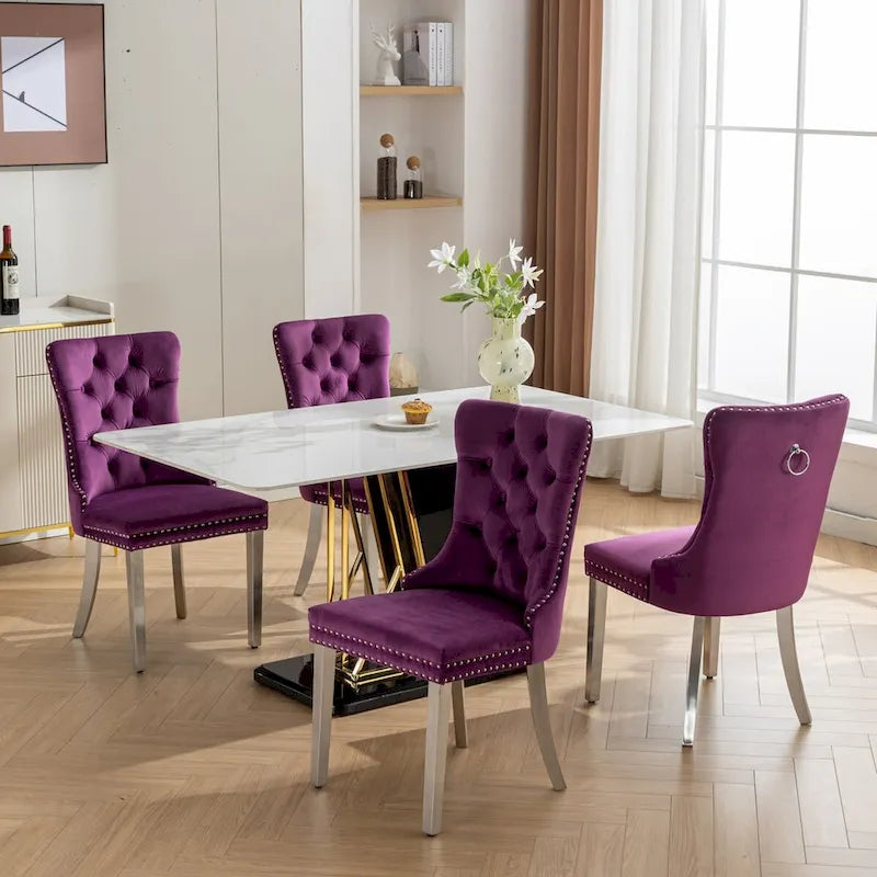 Chaise de salle à manger en velours avec clous décoratifs et pieds en acier inoxydable chromé