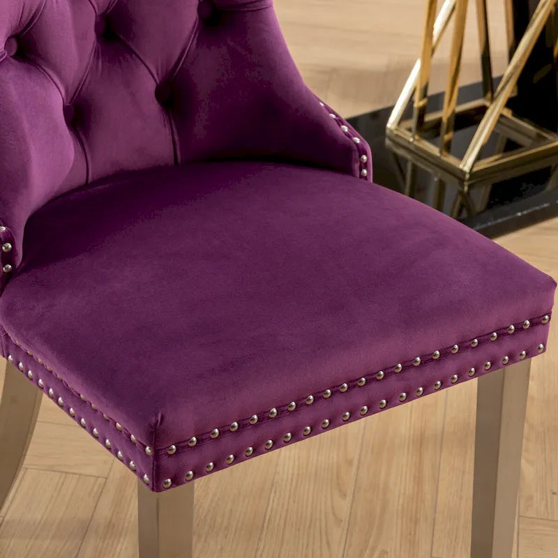 Chaise de salle à manger en velours avec clous décoratifs et pieds en acier inoxydable chromé