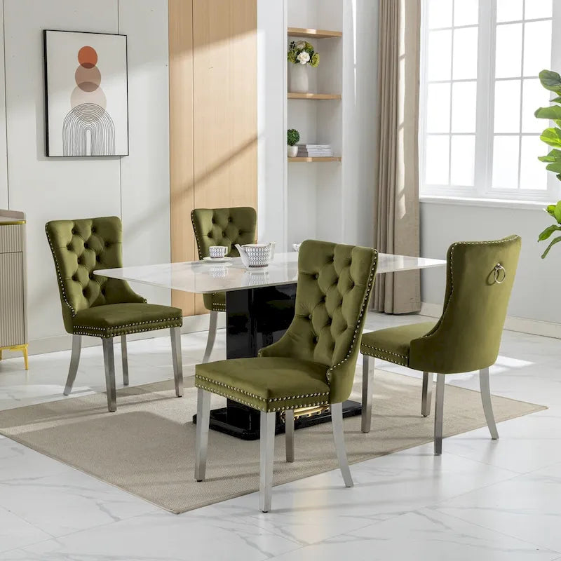 Chaise de salle à manger en velours avec clous décoratifs et pieds en acier inoxydable chromé