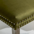 Chaise de salle à manger en velours avec clous décoratifs et pieds en acier inoxydable chromé